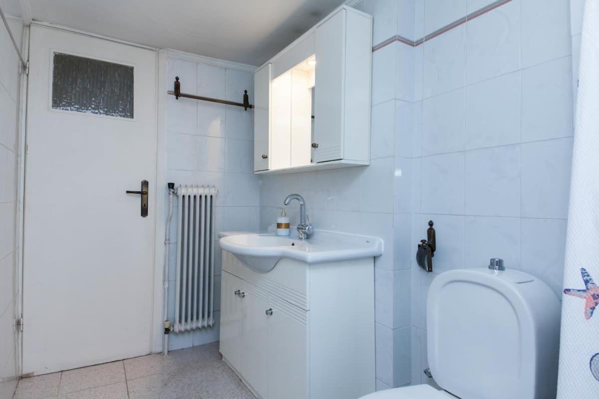 Classical Beauty 3Bd Apt In Peacefull Nea Filothei Athens Exterior photo